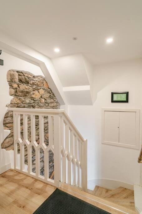 Stunning 2 Bed Apartment, Heart Of The Barbican Plymouth Esterno foto