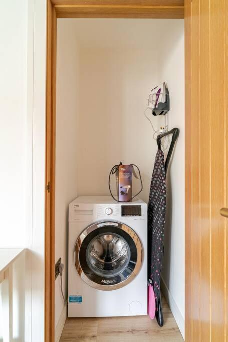 Stunning 2 Bed Apartment, Heart Of The Barbican Plymouth Esterno foto