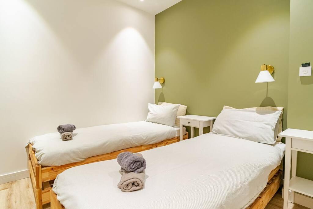 Stunning 2 Bed Apartment, Heart Of The Barbican Plymouth Esterno foto