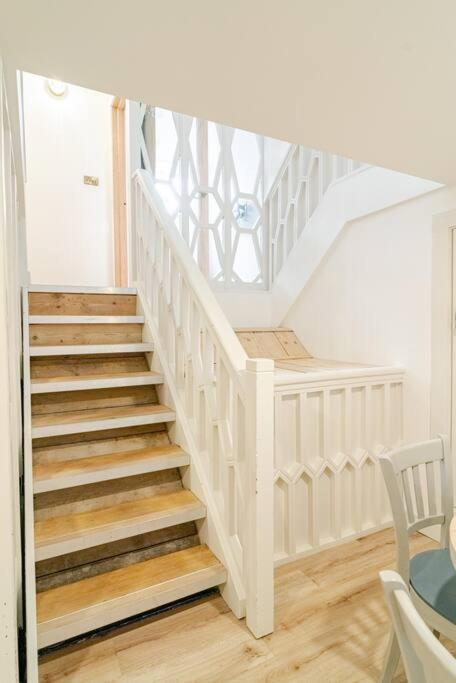 Stunning 2 Bed Apartment, Heart Of The Barbican Plymouth Esterno foto